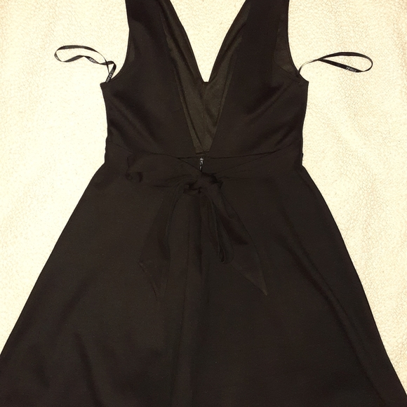 Joe & Elle Dress - Picture 2 of 5